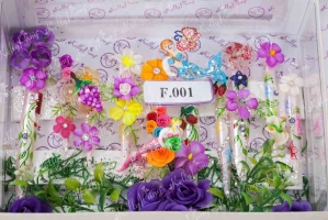 f001